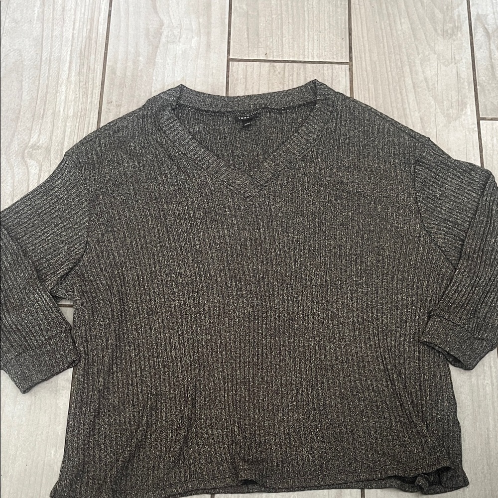 Torrid Gray Ribbed V-Neck Sweatshirt
